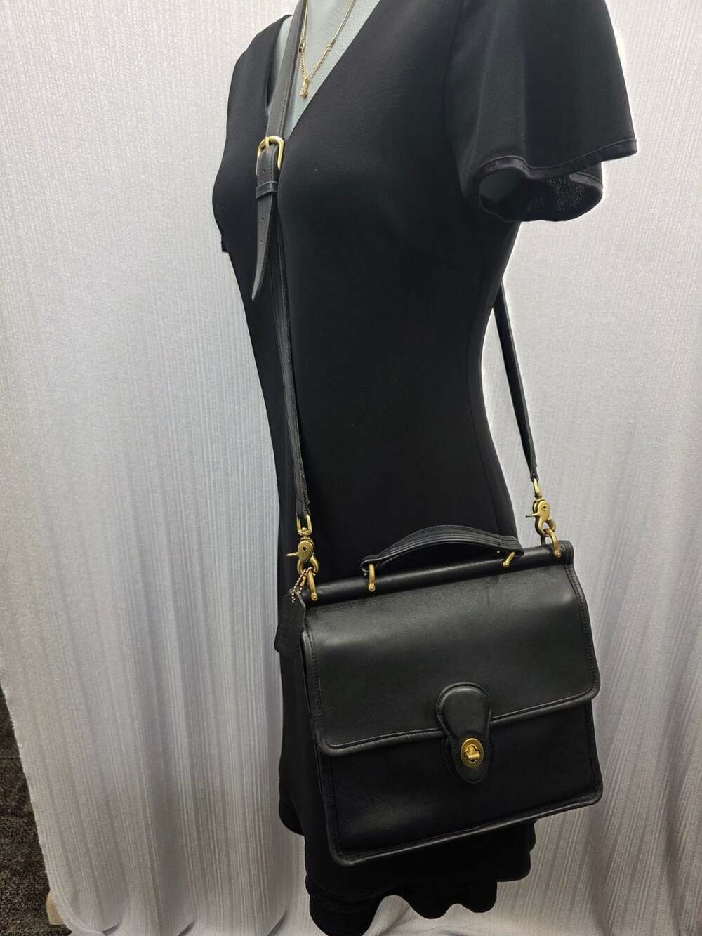 Vintage Coach Black Leather Top Handle Crossbody Bag No. B9P-9927